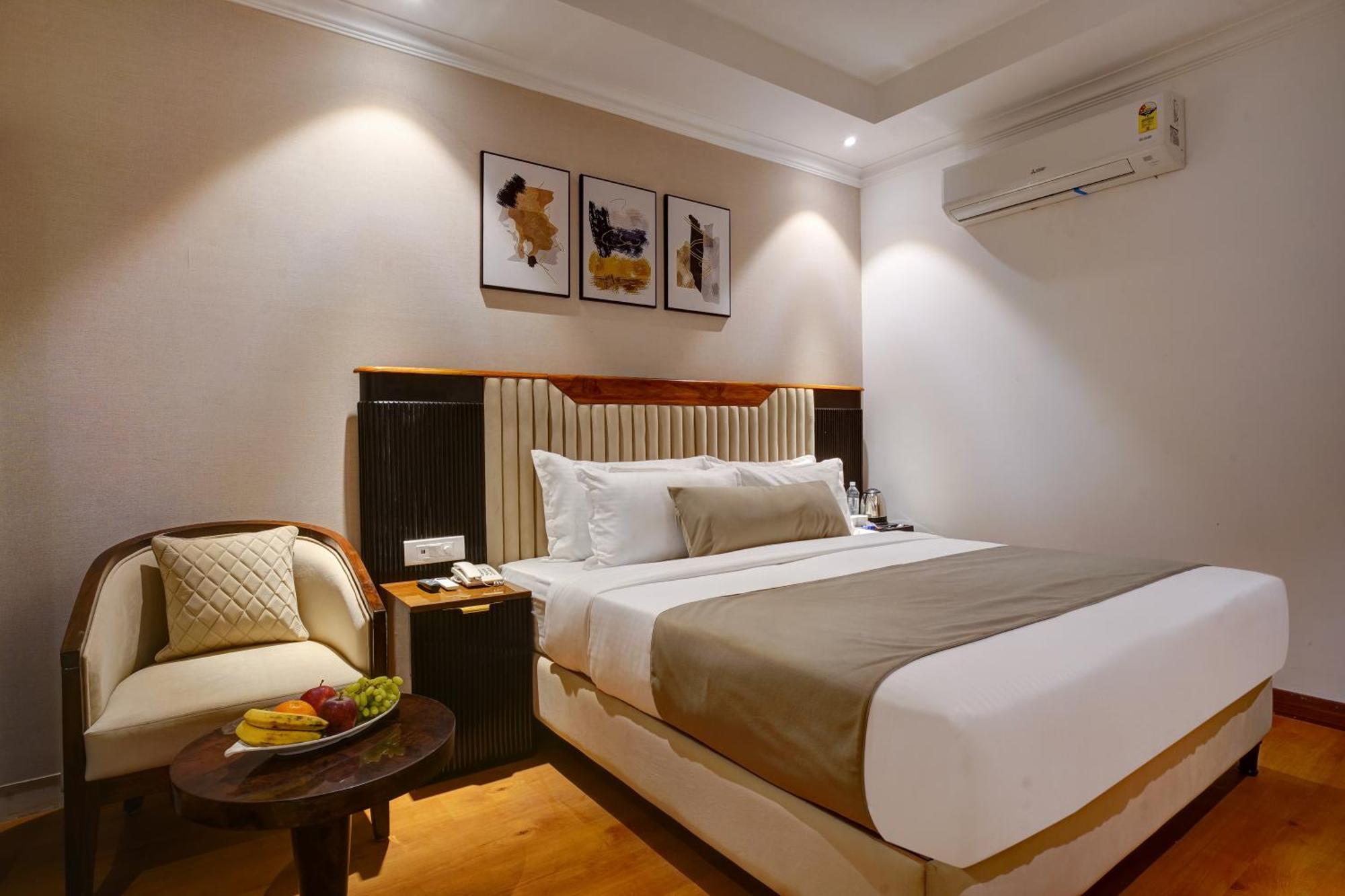 新德里 Iva Premium Delhi Airport With Airport Drop酒店 外观 照片