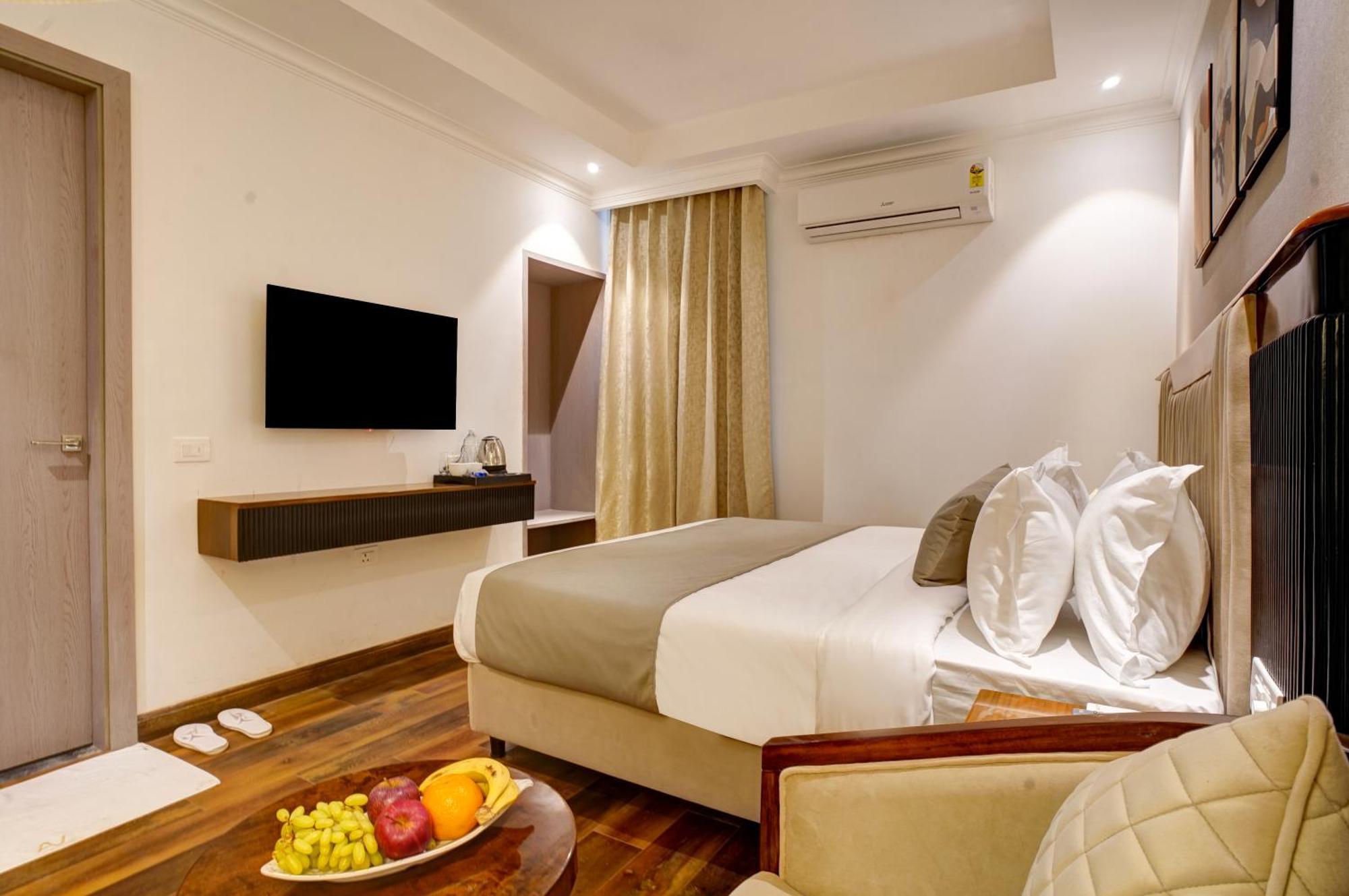 新德里 Iva Premium Delhi Airport With Airport Drop酒店 外观 照片
