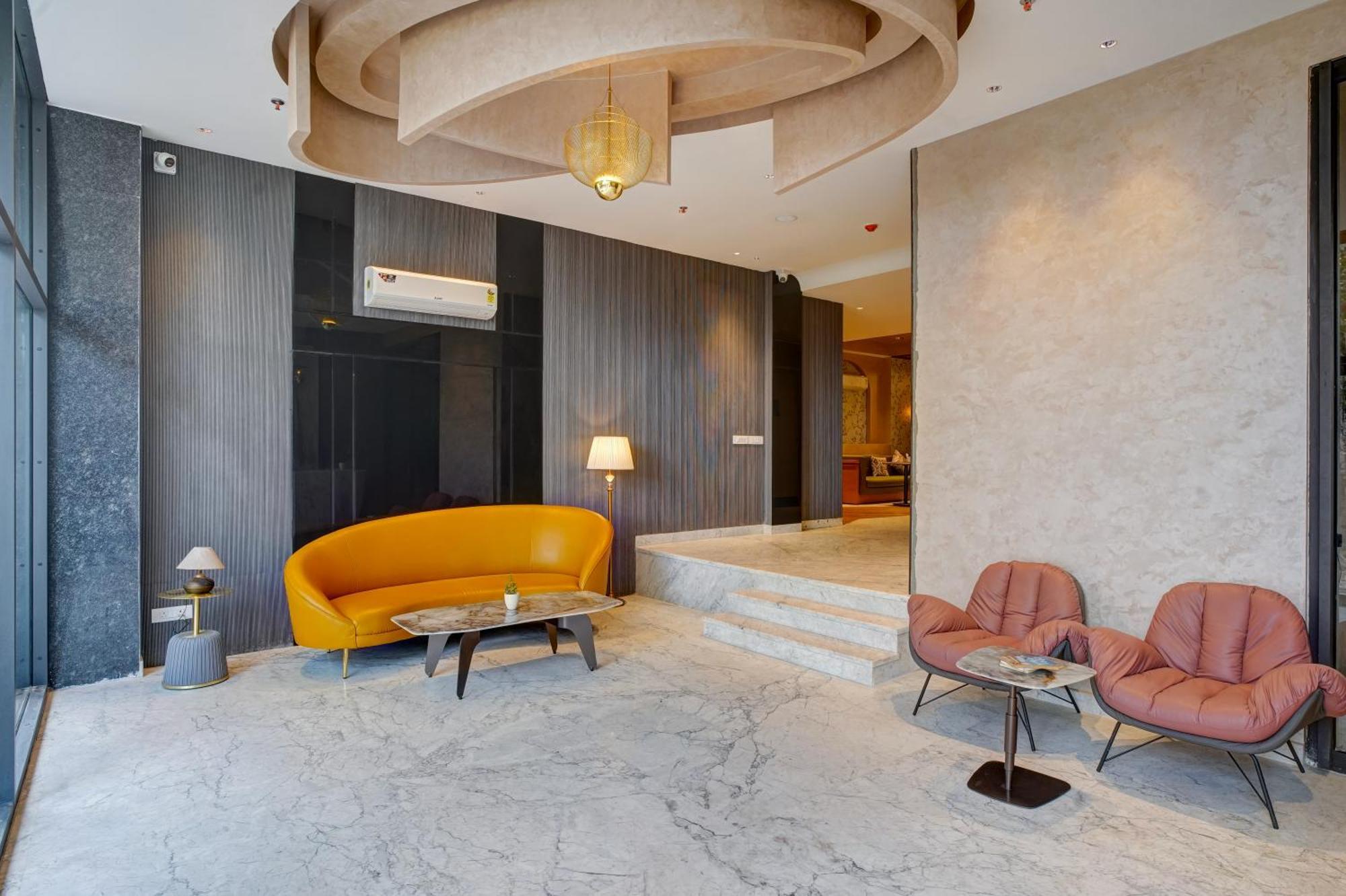 新德里 Iva Premium Delhi Airport With Airport Drop酒店 外观 照片